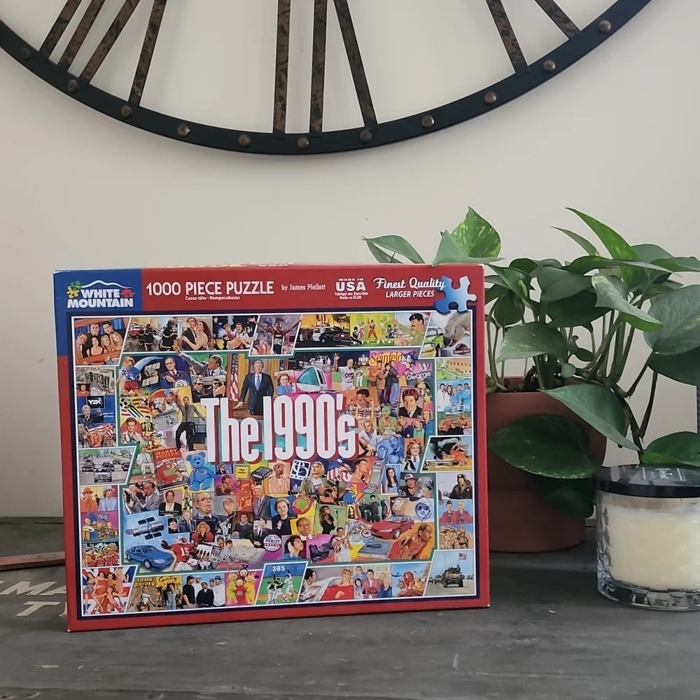 White Mountain 1000 piece puzzle: The 1990s - Picture 1 of 2
